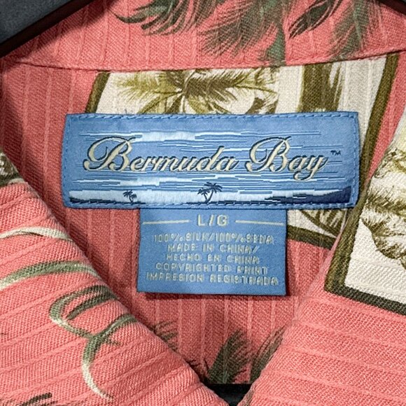 Bermuda Bay Tropical Palm Trees Pineapples 100% Silk Shirt Size L - Picture 9 of 16